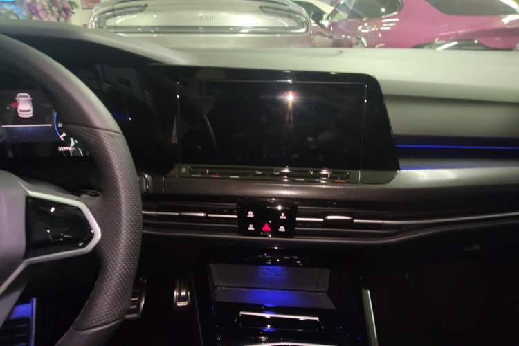 Used Volkswagen Golf GTI 2021 380TSI DSG GTI Audio And AC Panel