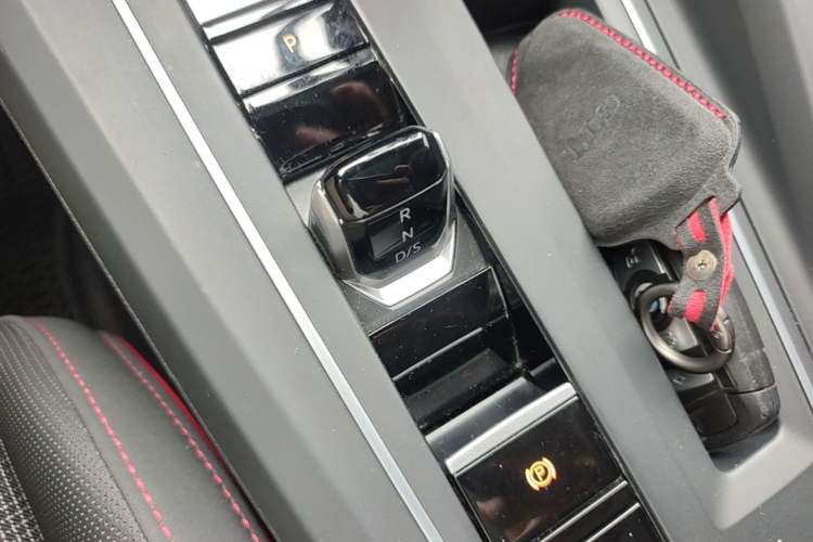 Used Volkswagen Golf GTI 2021 380TSI DSG GTI Gear Lever