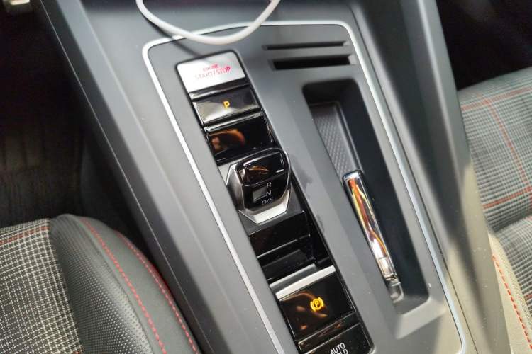 Used Volkswagen Golf GTI 2021 380TSI DSG GTI Gear Lever