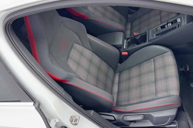 Used Volkswagen Golf GTI 2021 Facelift 380TSI DSG GTI Interior 11