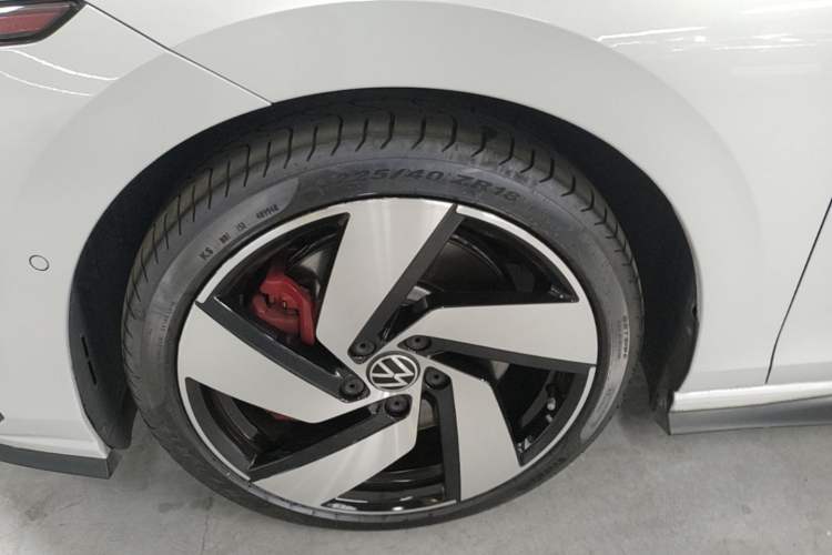 Used Volkswagen Golf GTI 2021 380TSI DSG GTI Left Front Wheel Hub