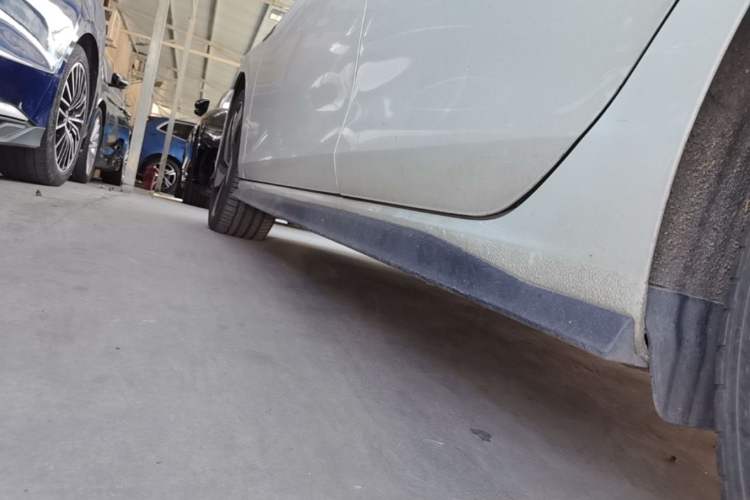 Used Volkswagen Golf GTI 2021 380TSI DSG GTI Left Side Sill