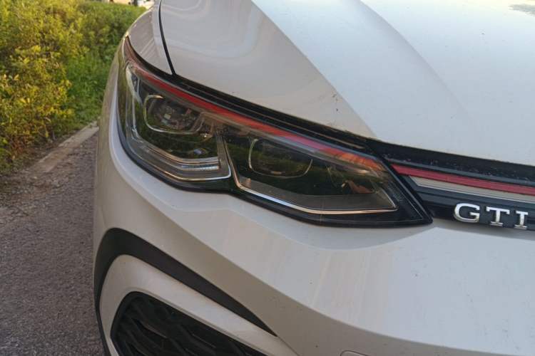 Used Volkswagen Golf GTI 2021 380TSI DSG GTI Right Front Headlight