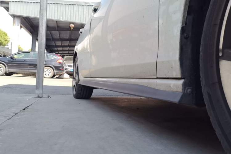 Used Volkswagen Golf GTI 2021 380TSI DSG GTI Right Side Sill