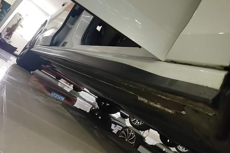 Used Volkswagen Golf GTI 2021 380TSI DSG GTI Right Side Sill