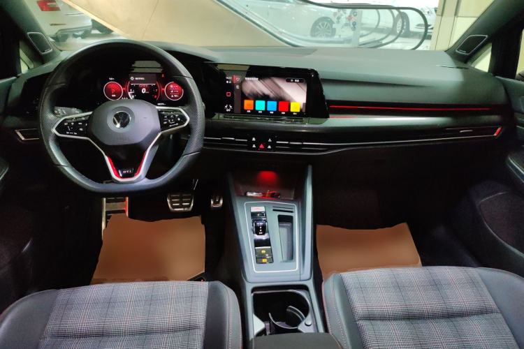 Used Volkswagen Golf GTI 2023 380TSI DSG GTI Center Console