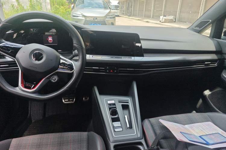 Used Volkswagen Golf GTI 2023 380TSI DSG GTI Center Console