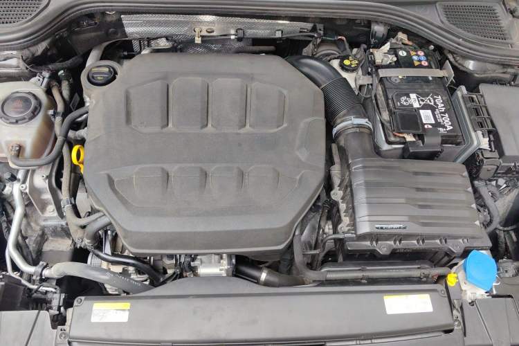 Used Volkswagen Golf GTI 2023 380TSI DSG GTI Engine Bay