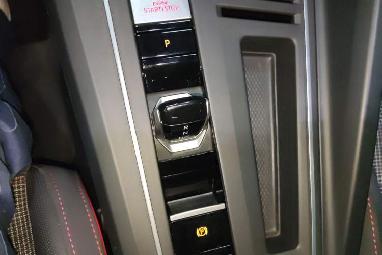 Used Volkswagen Golf GTI 2023 380TSI DSG GTI Gear Lever