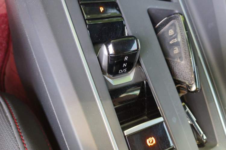 Used Volkswagen Golf GTI 2023 380TSI DSG GTI Gear Lever