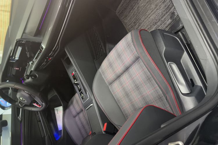 Used Volkswagen Golf GTI 2023 380TSI DSG GTI Interior 10
