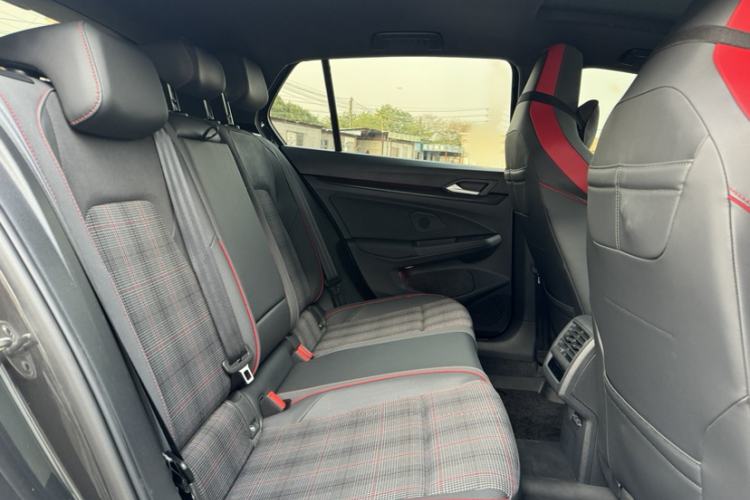Used Volkswagen Golf GTI 2023 380TSI DSG GTI Interior 6