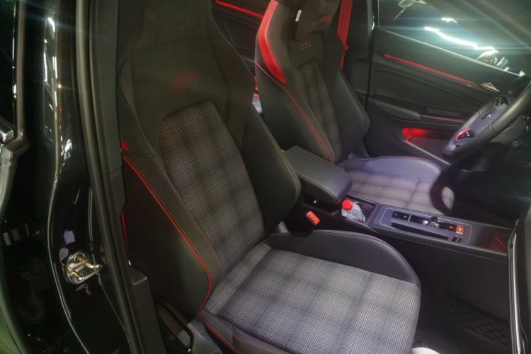 Used Volkswagen Golf GTI 2023 380TSI DSG GTI Right Front Seat