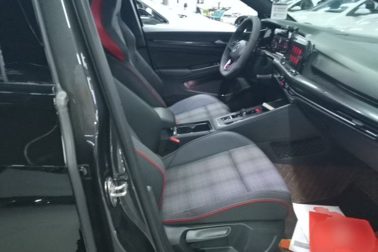 Used Volkswagen Golf GTI 2023 380TSI DSG GTI Right Front Seat