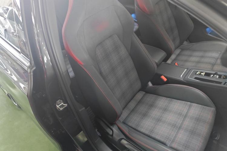 Used Volkswagen Golf GTI 2023 380TSI DSG GTI Right Front Seat