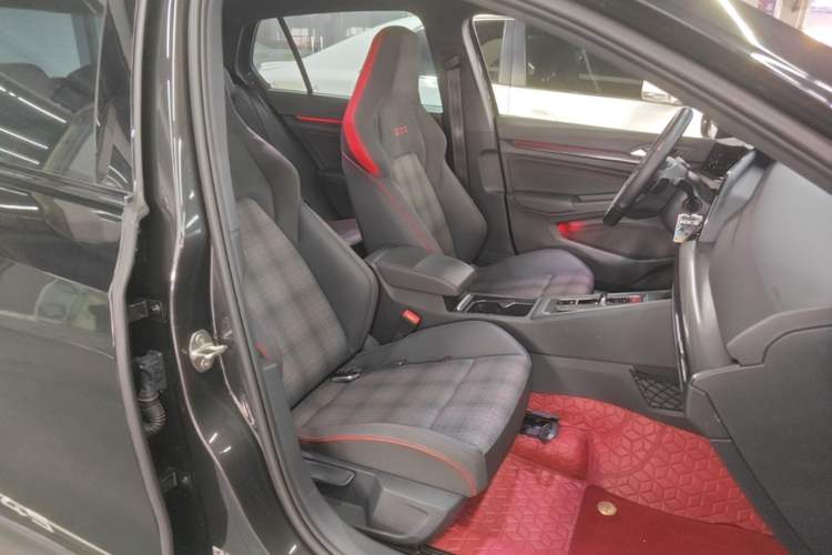 Used Volkswagen Golf GTI 2023 380TSI DSG GTI Right Front Seat