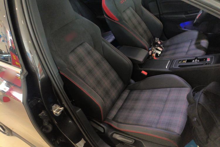 Used Volkswagen Golf GTI 2023 380TSI DSG GTI Right Front Seat