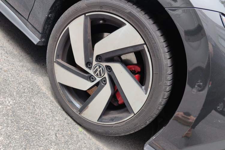 Used Volkswagen Golf GTI 2023 380TSI DSG GTI Right Front Wheel Hub