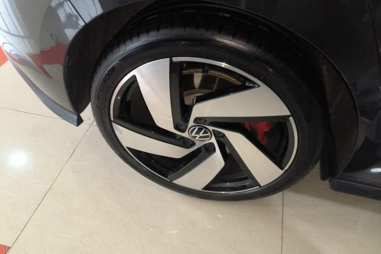 Used Volkswagen Golf GTI 2023 380TSI DSG GTI Right Rear Wheel Hub