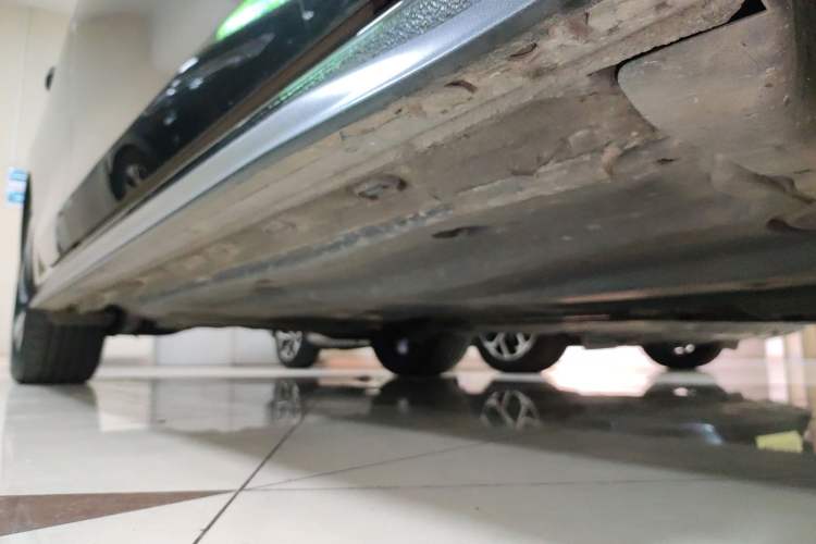 Used Volkswagen Golf GTI 2023 380TSI DSG GTI Right Side Sill