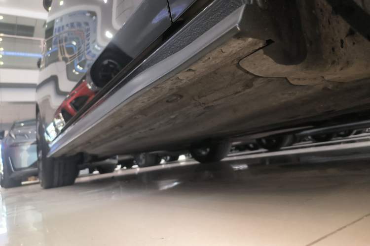 Used Volkswagen Golf GTI 2023 380TSI DSG GTI Right Side Sill