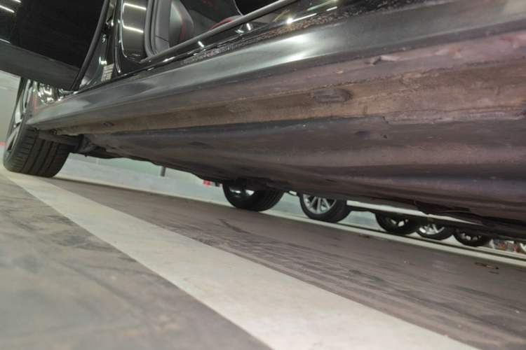 Used Volkswagen Golf GTI 2023 380TSI DSG GTI Right Side Sill