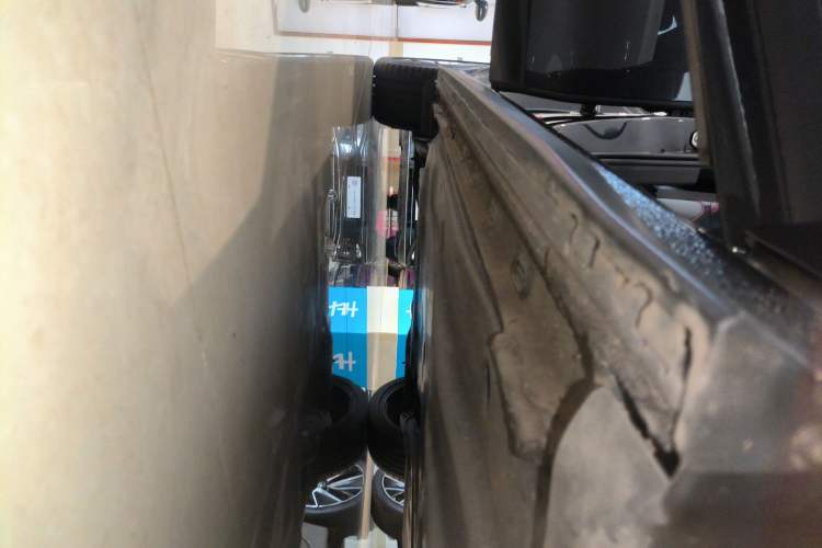 Used Volkswagen Golf GTI 2023 380TSI DSG GTI Right Side Sill
