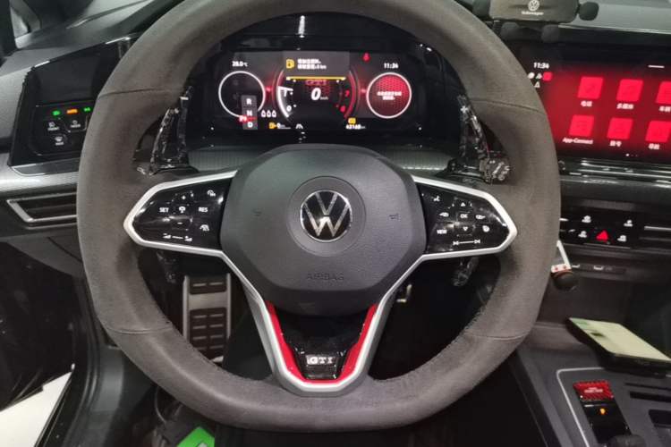 Used Volkswagen Golf GTI 2023 380TSI DSG GTI Steering Wheel