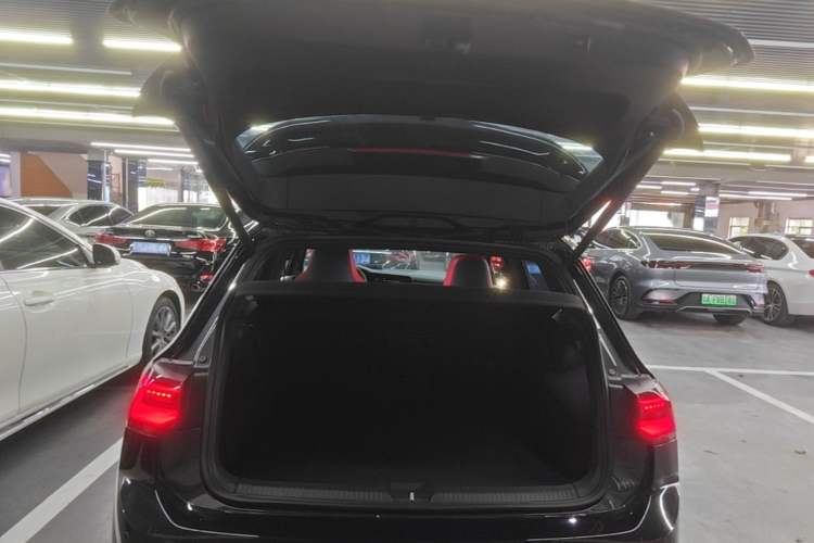 Used Volkswagen Golf GTI 2023 380TSI DSG GTI Trunk