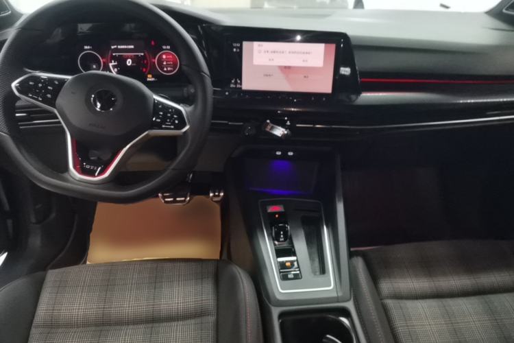 Used Volkswagen Golf GTI 2023 380TSI DSG GTI Center Console