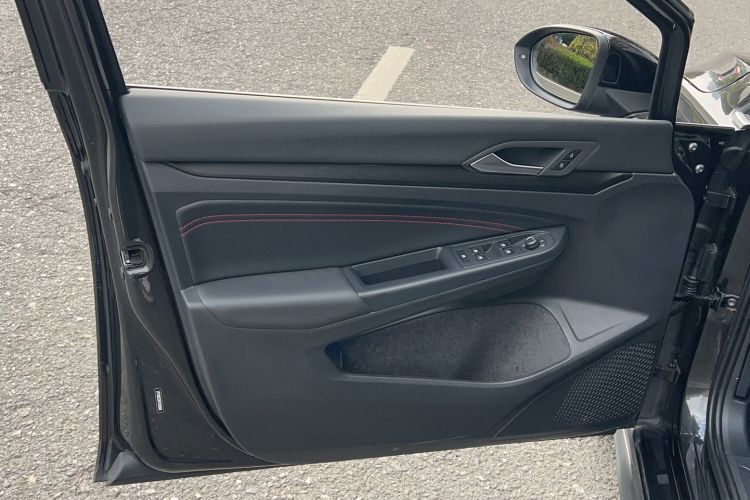 Used Volkswagen Golf GTI 2023 380TSI DSG GTI Interior 1