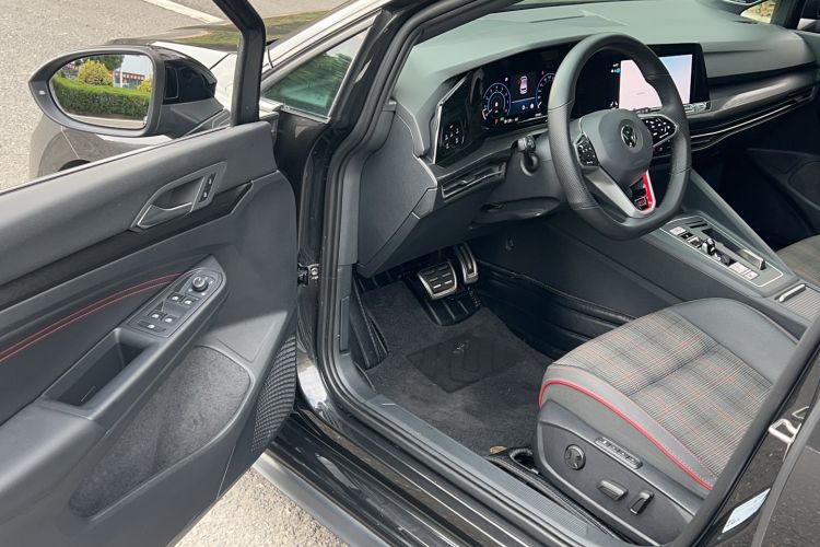 Used Volkswagen Golf GTI 2023 380TSI DSG GTI Interior 2