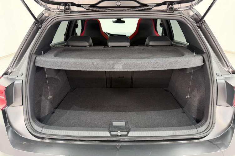 Used Volkswagen Golf GTI 2023 380TSI DSG GTI Interior 8
