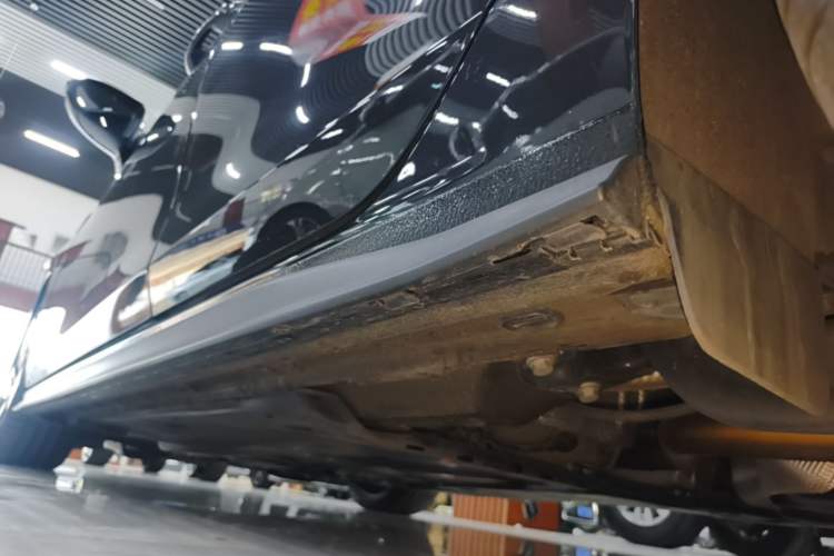 Used Volkswagen Golf GTI 2023 380TSI DSG GTI Left Side Sill