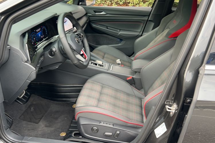 Used Volkswagen Golf GTI 2023 380TSI DSG GTI Right Front Seat