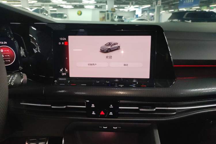 Used Volkswagen Golf GTI 2023 380TSI DSG GTI Audio And AC Panel