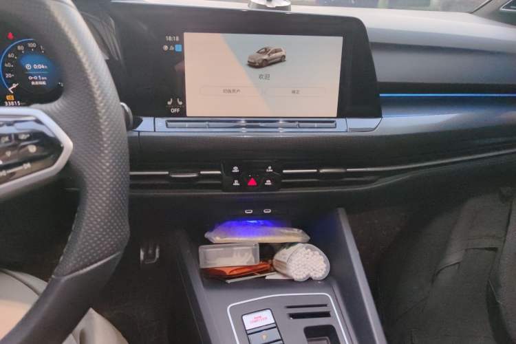 Used Volkswagen Golf GTI 2023 380TSI DSG GTI Audio And AC Panel