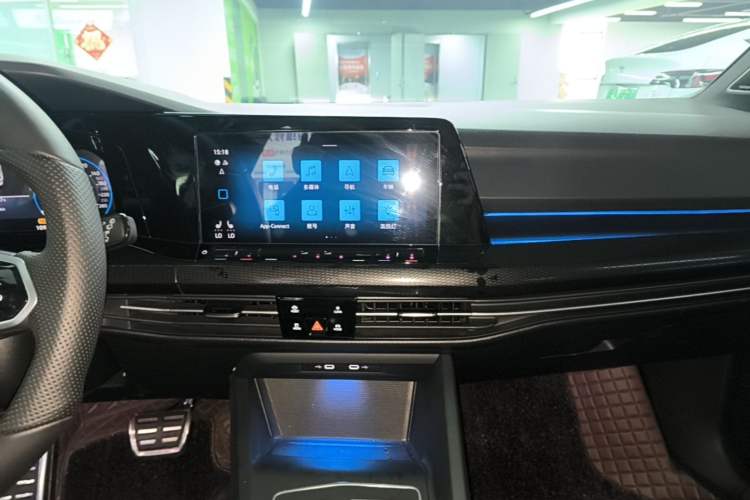 Used Volkswagen Golf GTI 2023 380TSI DSG GTI Audio And AC Panel