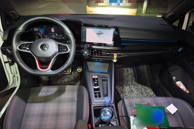 Used Volkswagen Golf GTI 2023 380TSI DSG GTI Center Console