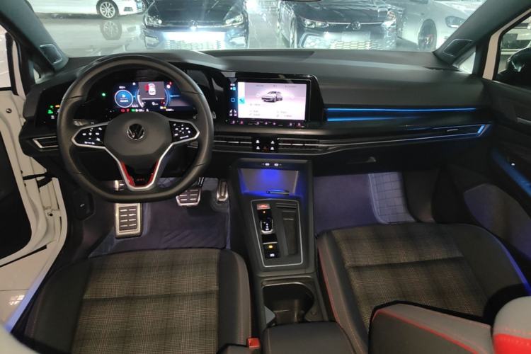 Used Volkswagen Golf GTI 2023 380TSI DSG GTI Center Console