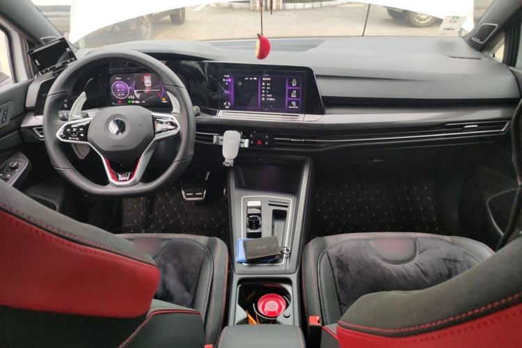 Used Volkswagen Golf GTI 2023 380TSI DSG GTI Center Console