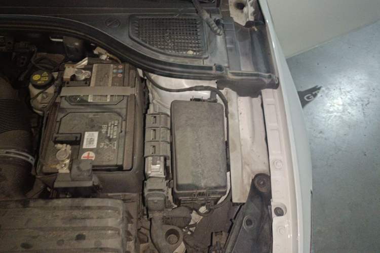 Used Volkswagen Golf GTI 2023 380TSI DSG GTI Engine Bay Left