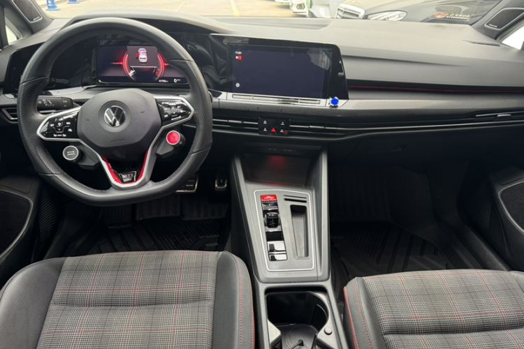 Used Volkswagen Golf GTI 2023 380TSI DSG GTI Interior 1