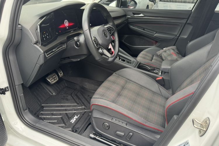Used Volkswagen Golf GTI 2023 380TSI DSG GTI Interior 2