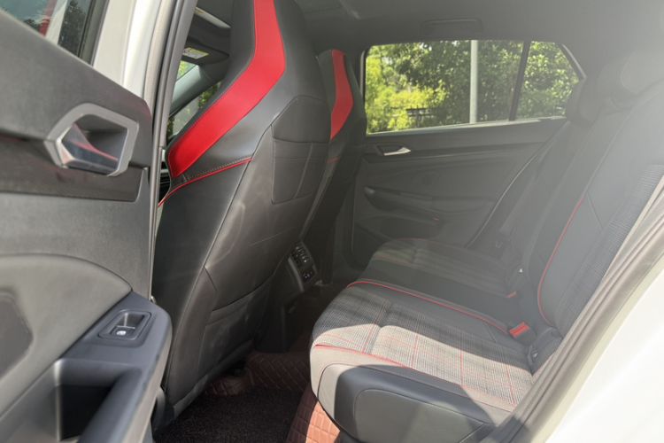 Used Volkswagen Golf GTI 2023 380TSI DSG GTI Interior 2