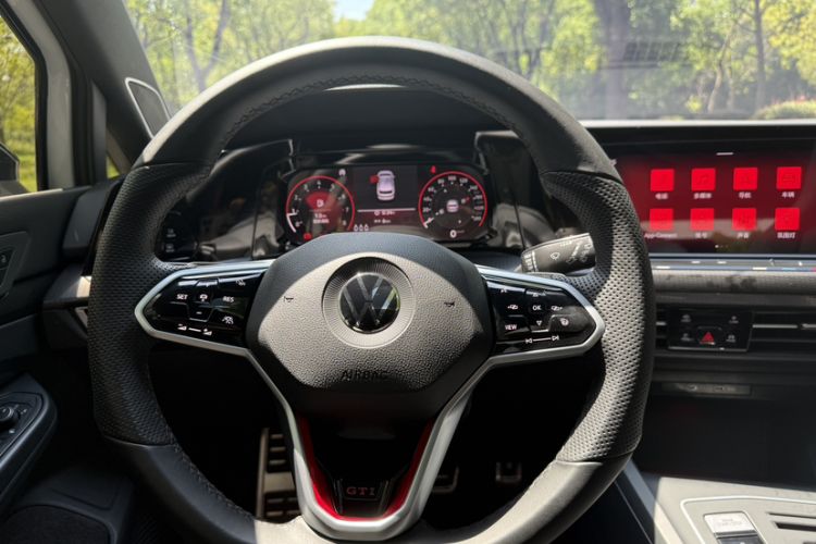 Used Volkswagen Golf GTI 2023 380TSI DSG GTI Interior 3