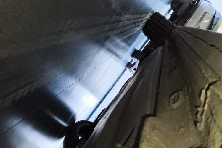 Used Volkswagen Golf GTI 2023 380TSI DSG GTI Right Side Sill