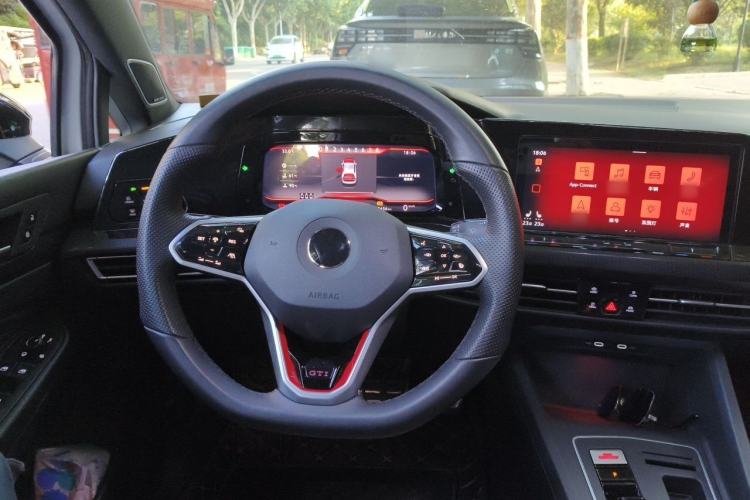 Used Volkswagen Golf GTI 2023 380TSI DSG GTI Steering Wheel