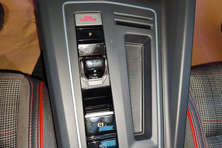 Used Volkswagen Golf GTI 2025 380TSI DSG GTI Gear Lever