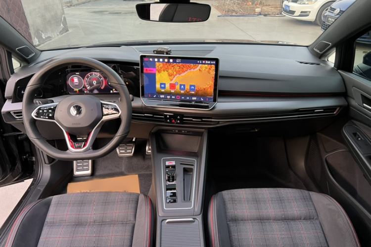Used Volkswagen Golf GTI 2025 380TSI DSG GTI Interior 1